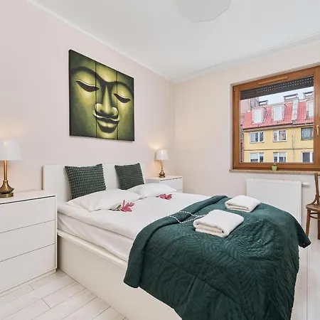 Na Szancach With Balcony By Renters Apartmán *