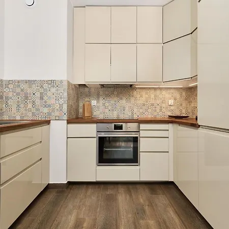 Na Szancach With Balcony By Renters Appartement *